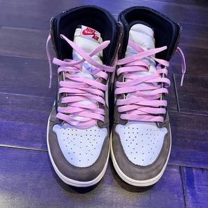 Travis Scott Jordan one mocha